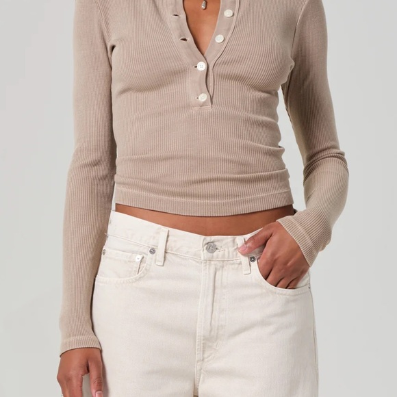 Citizens Of Humanity Beige Button-Up Long Sleeve Top - Picture 3 of 7